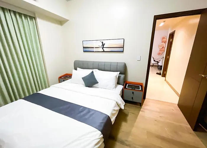 Apartment Cozy 2br Near Airport & Okada, Infinity Pool