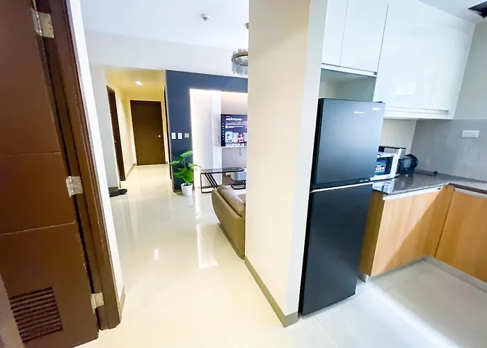 Cozy 2br Near Airport & Okada, Infinity Pool